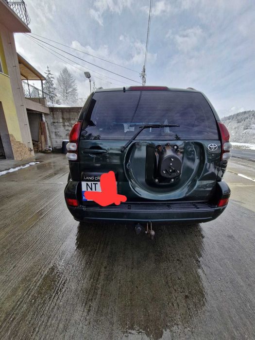 Toyota Land Cruiser- J12