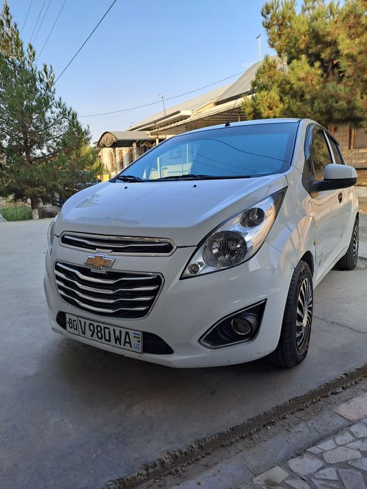 Спарк срочний сотилади