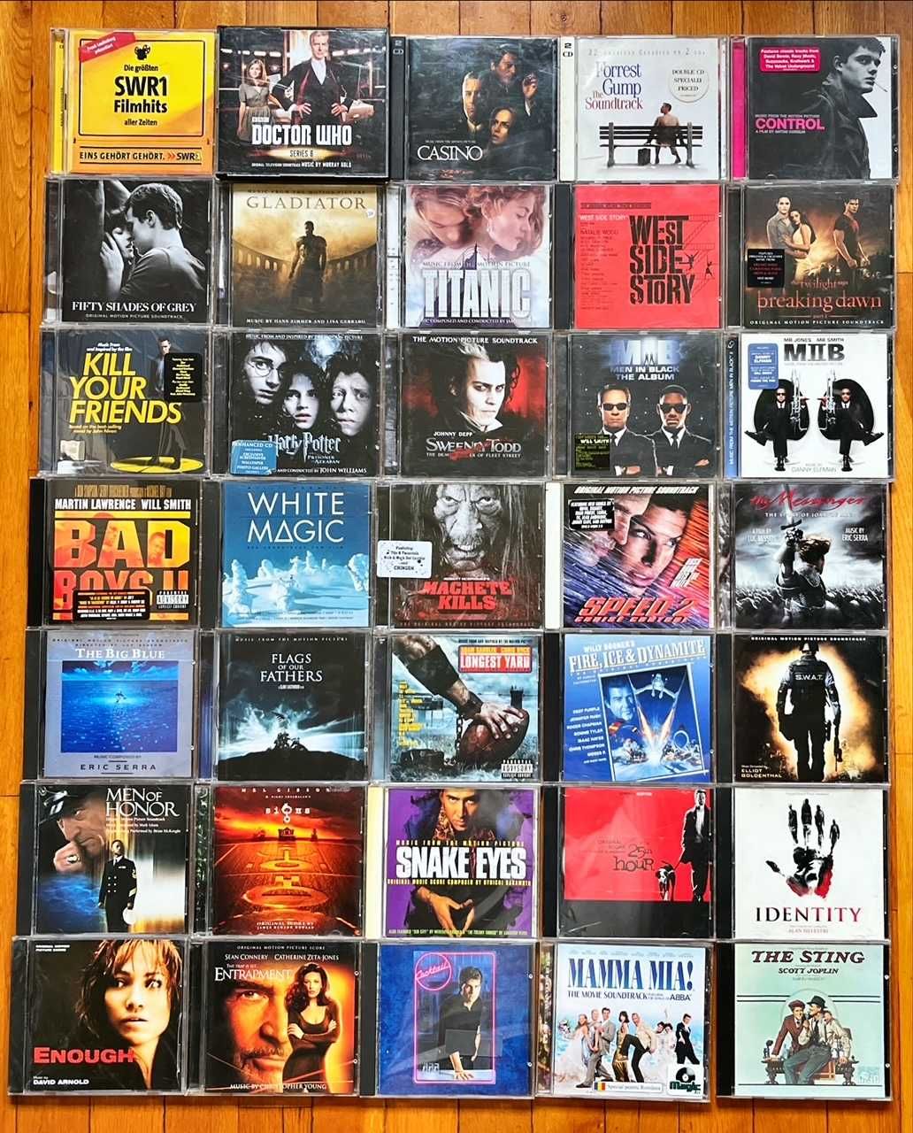 CD orig col. sonore: Casino, Forrest Gump, Control, Gladiator, Titanic