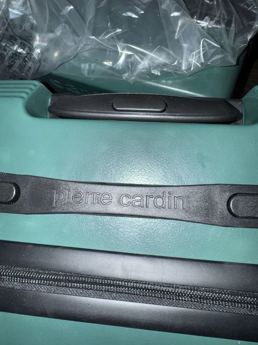 Оригинален куфар Pierre Cardin