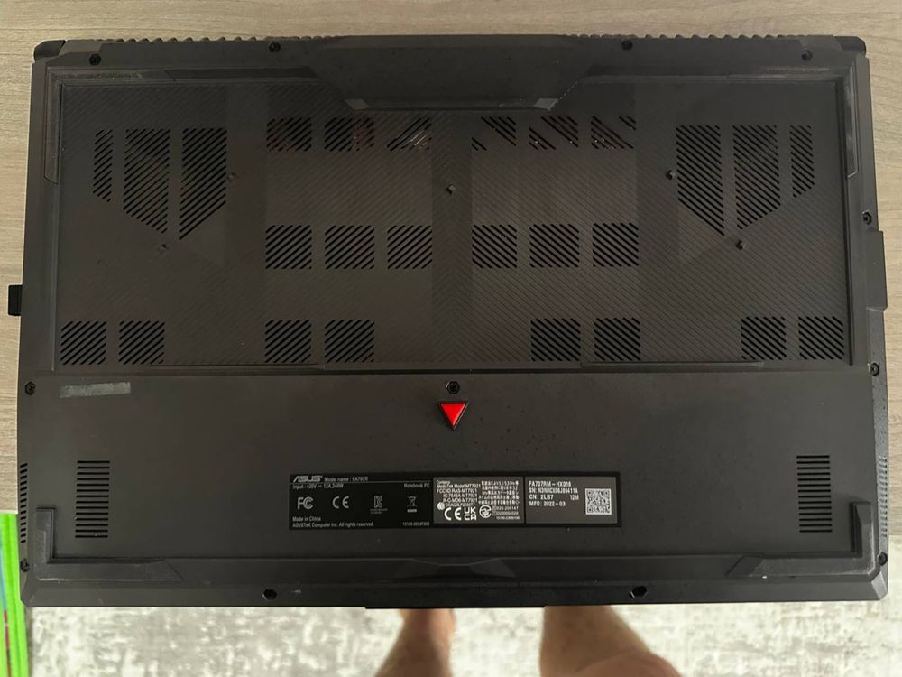 Asus TUF GAMING A17 (игры,дезайнерские работы все тянет)