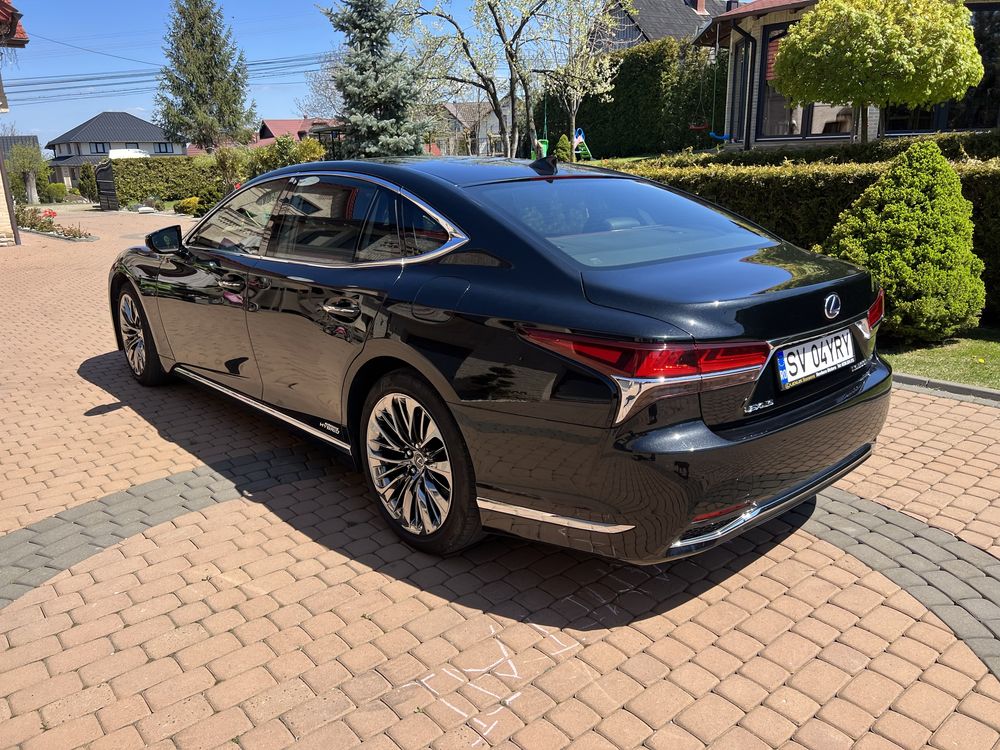 Lexus LS 500 awh 4x4 culoare negru sidefat