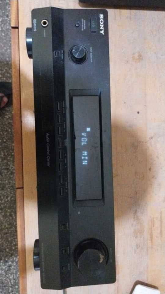 Продавам Sony STR-DH100,не работи