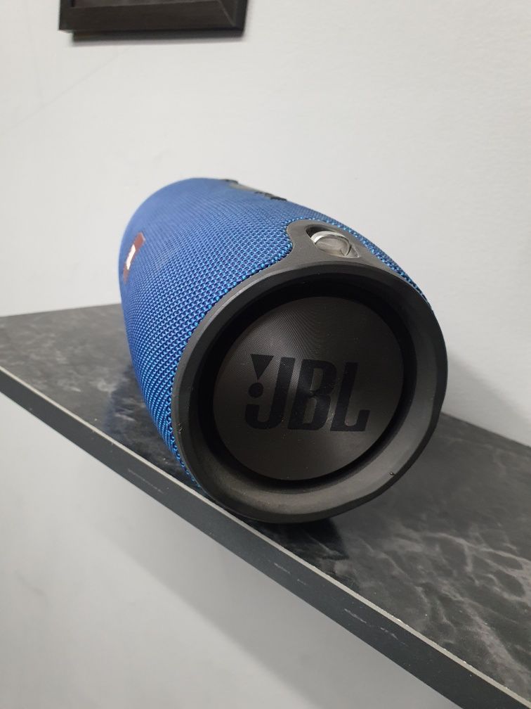 Продаётся JBL XTREME