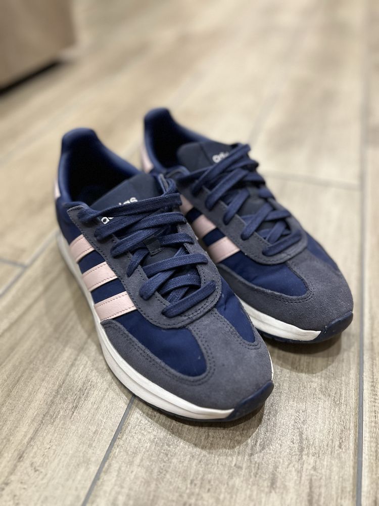 Маратонки Adidas Run 70s 2.0