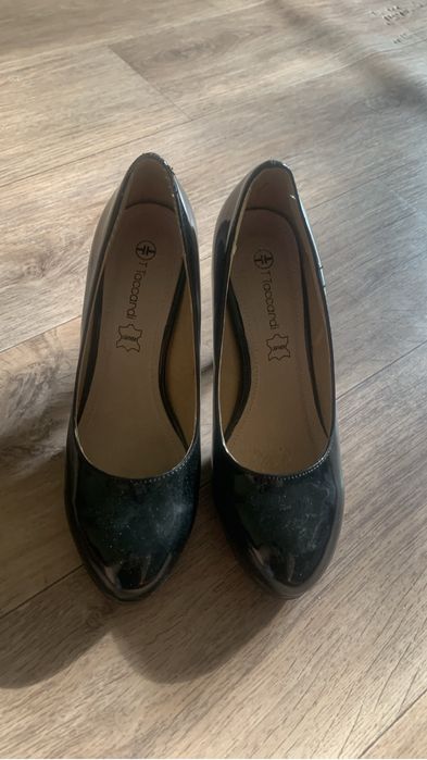 Туфли хорошие б/у удобные 38 размер