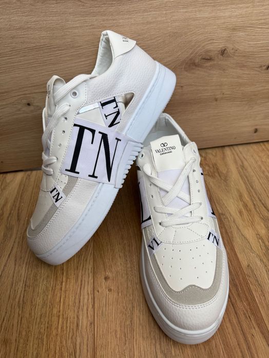 Мъжки кецове Valentino