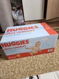 Продам подгузники Huggies