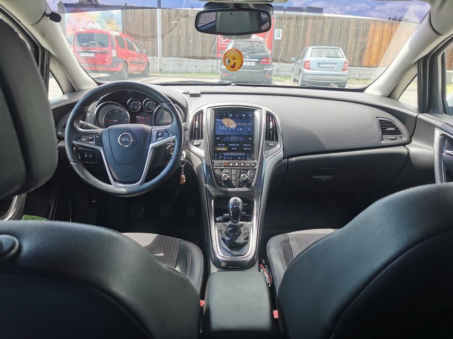 Opel astra j 1.7