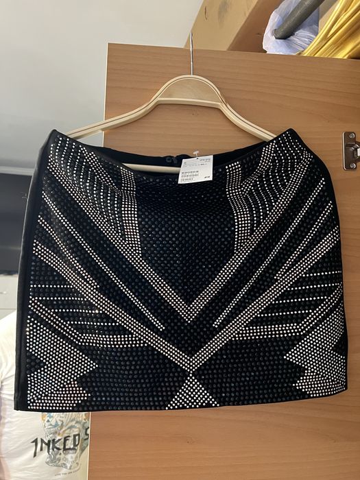 Fusta noua H&M cu ștrasuri