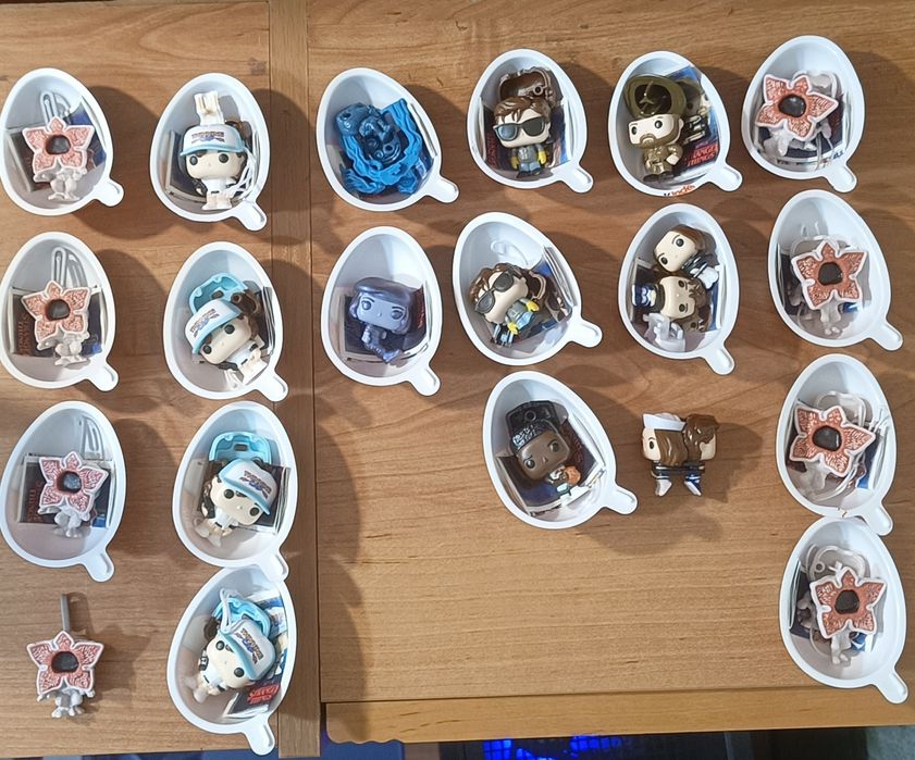 Обменяю фигурки осд киндер Джой!