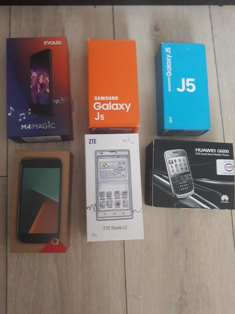 Cutii pentru telefon