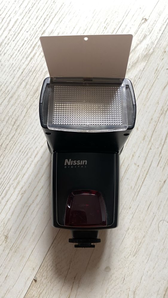 Светкавица Nissin 622 за Canon