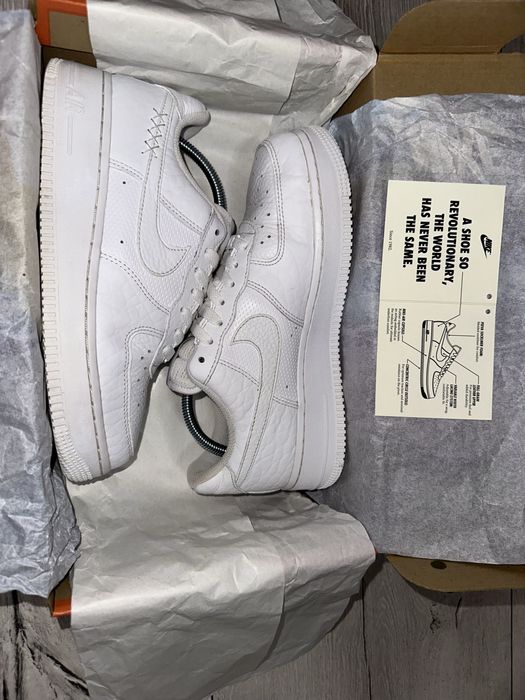 Оригинални дамски маратонки Nike Air Force 1,07, размер 38,5
