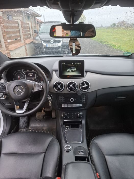 Vind sau schimb Mercedes b class