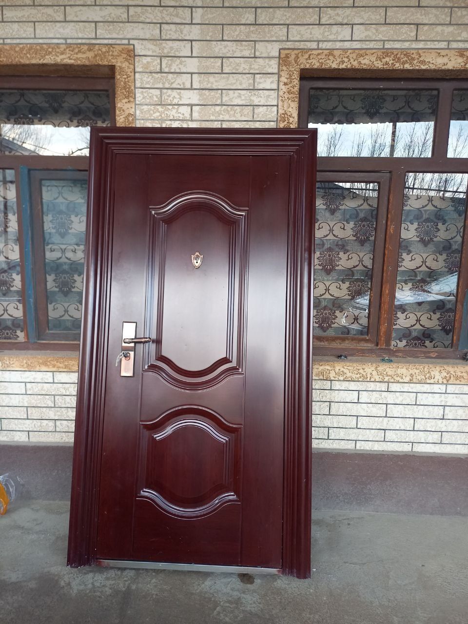 Продаётса двер отличном состояние. Эшик сотилади яхши холатда.