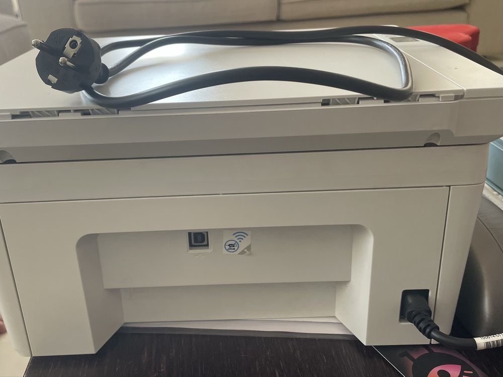 принтер HP LaserJet M140we