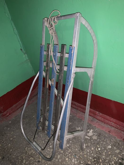 Продам санки детскую зимнюю ссср