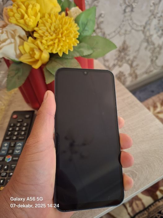 Samsung A15 xolati tiniq ishlashi chotki karobka dakument bor