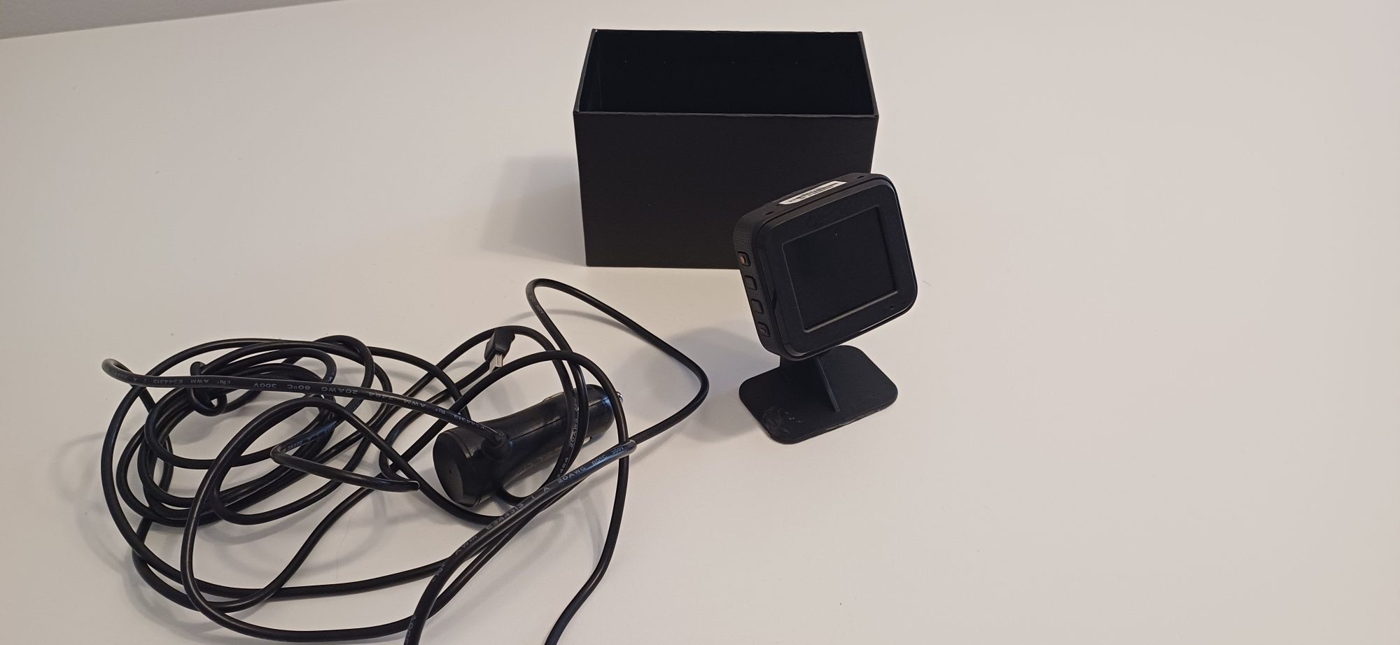 Vand camera de bord auto Mivue C541