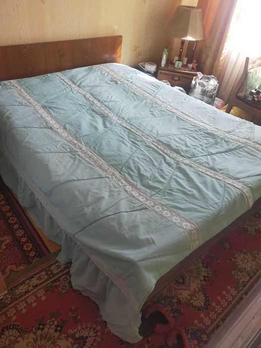 Продам покрывало на поролоне