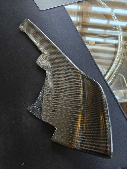 Splitter si winglets carbon pentru M2 F87 de la MHC, noi, neutilizate!