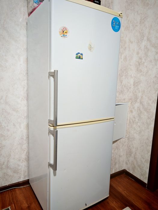 Продам холодильник