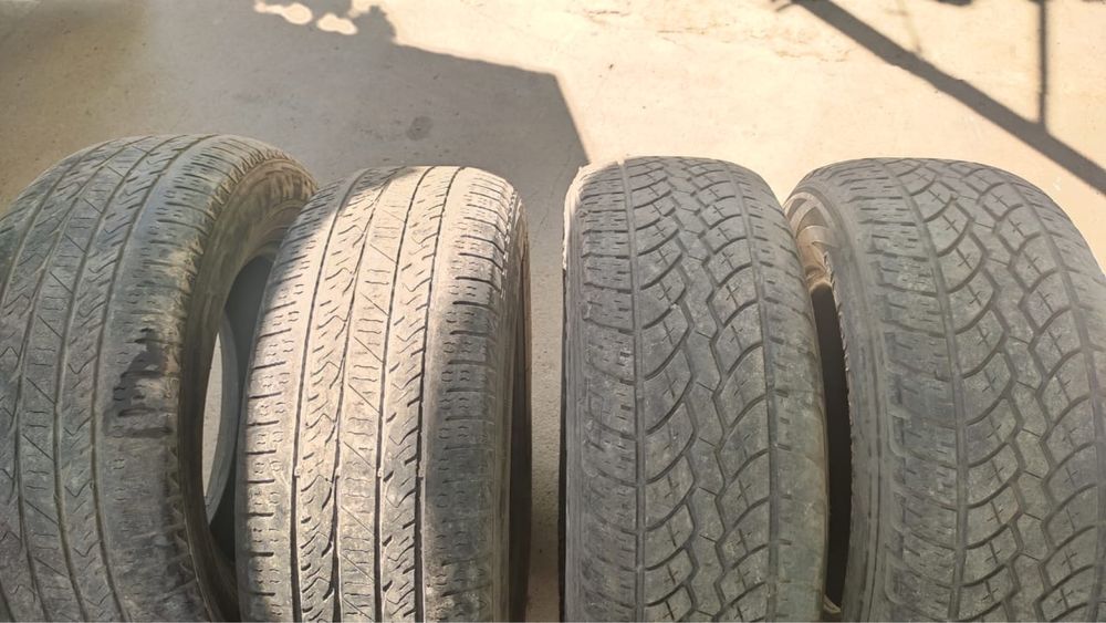 Шины 4 штука  продам  в комплект по розничн не беспокойт