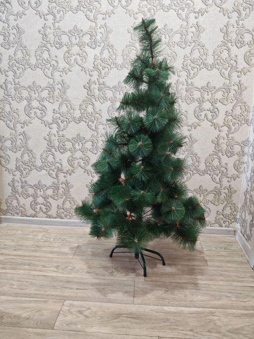 Елка искусственная