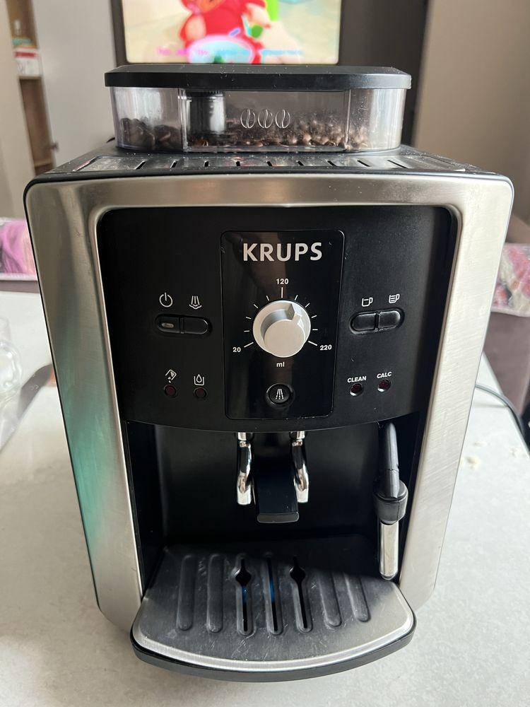 Кофемашина Krups , кофемашинка производства Франция