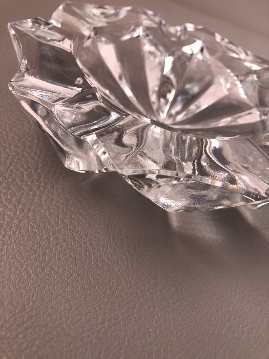 Масивен кристален пепелник