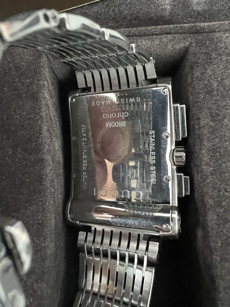 Часовник мъжки Gucci
