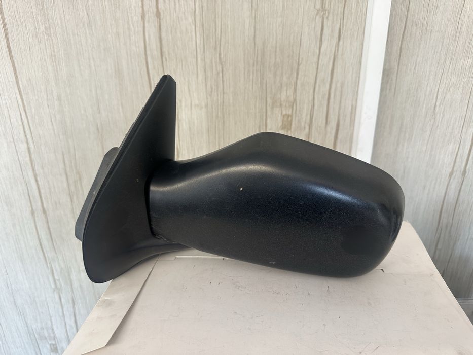 Огледало ляво за Сузуки Игнис 2003-2008!