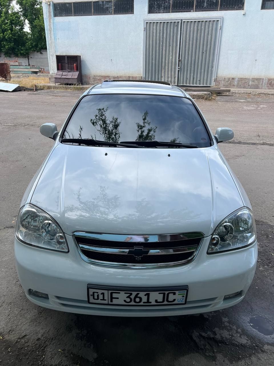 Lacetti 2009, белый