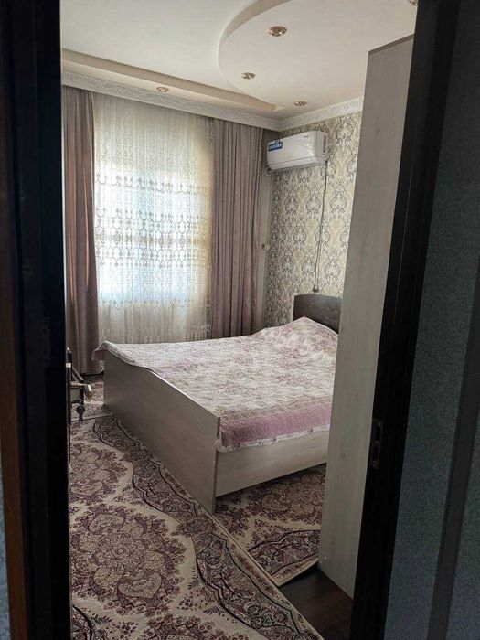 Massiv qo'yliq 5, 3v4 xonalik uy sotiladi. 78 m²