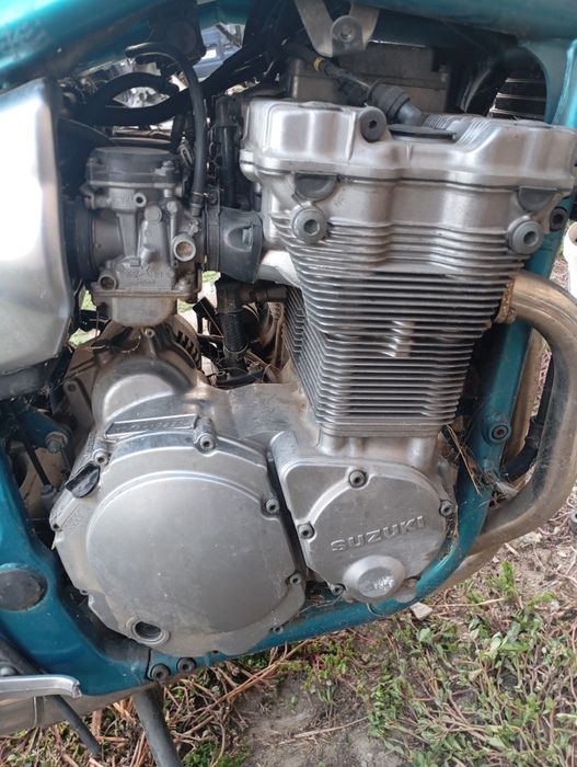 Suzuki Bandit 600 - НА ЧАСТИ