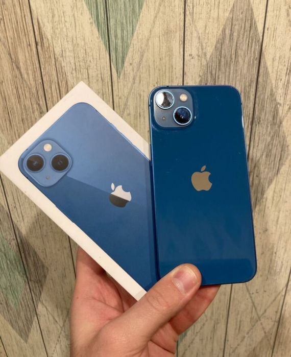 iPhone 13 128Gb с гарантией