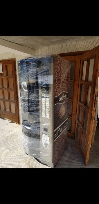 Vending-Кафе автомати-Вендинг-Кафе машини- модел 951,952