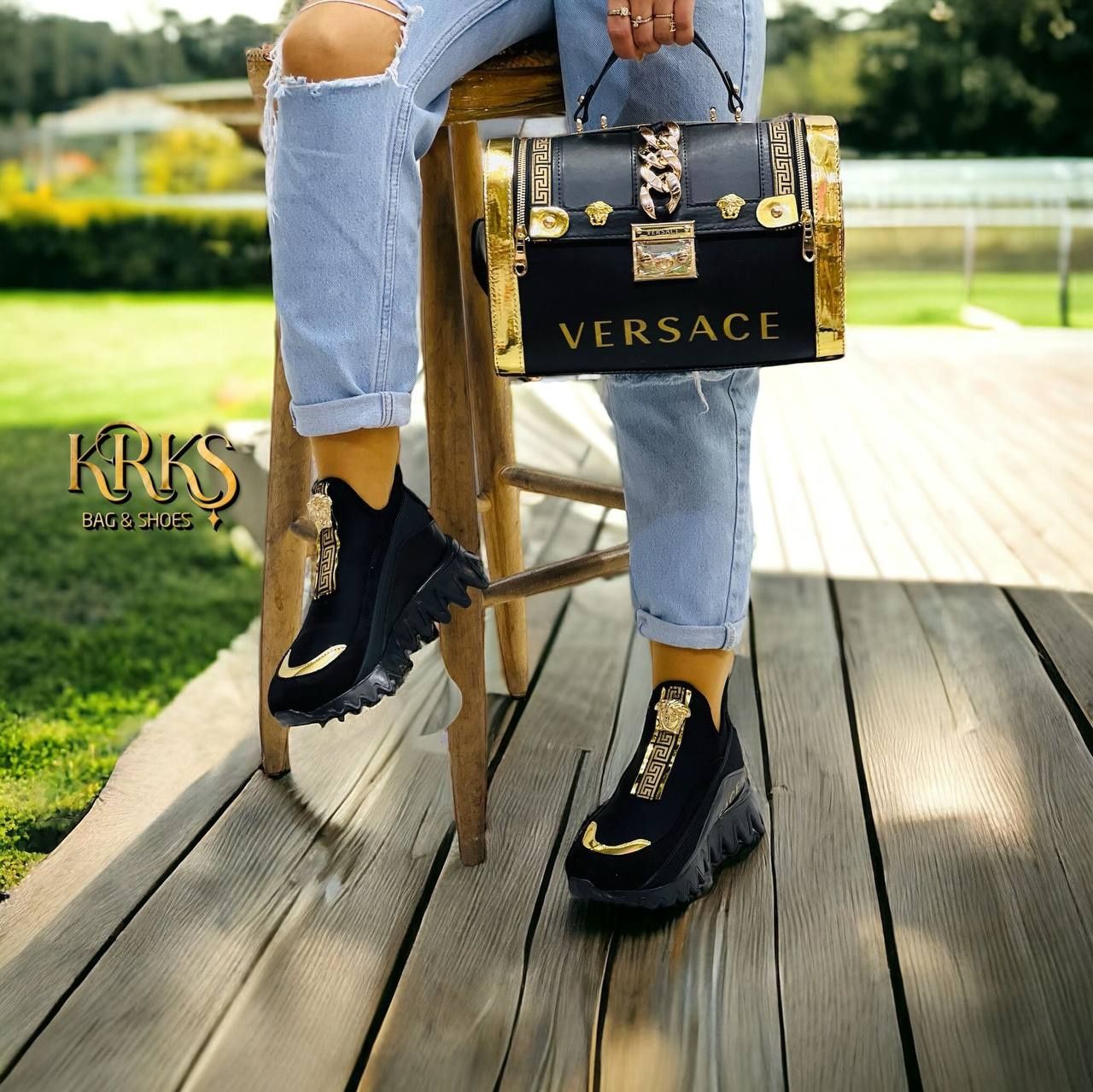 Set versace adidasi si geanta
36-40  380 lei
Geanta 330 lei
Set 640 le