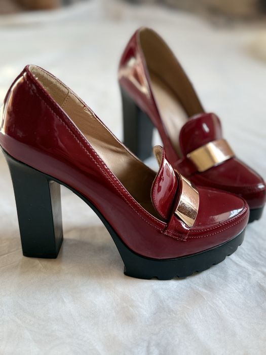 Chiroli obuf sotiladi