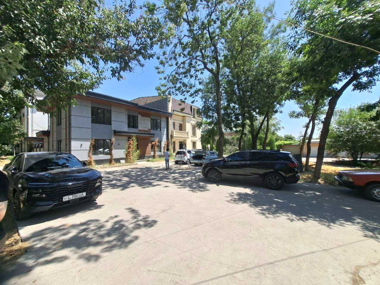 Сдаётся в АРЕНДУ 3-х этажное здание Стадион СТАРТ 660м2 R