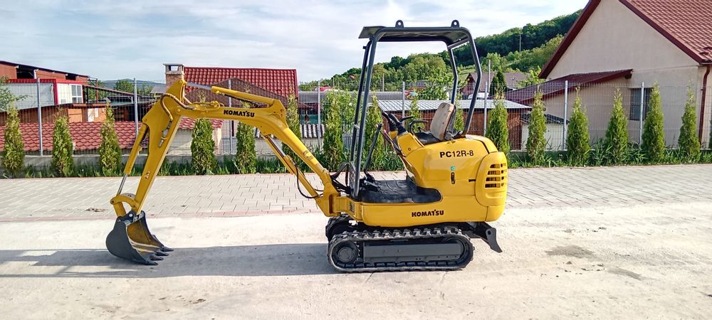 Miniexcavator komatsu 1600kg 2005