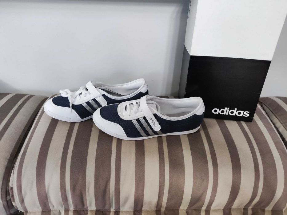 Дамски маратонки Adidas 38 номер