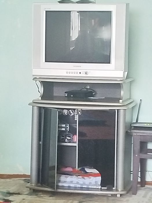 Телевизор Самсунг