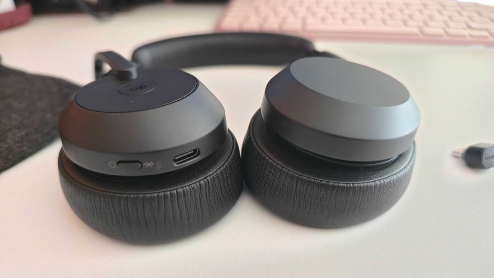 Jabra Evolve2 55