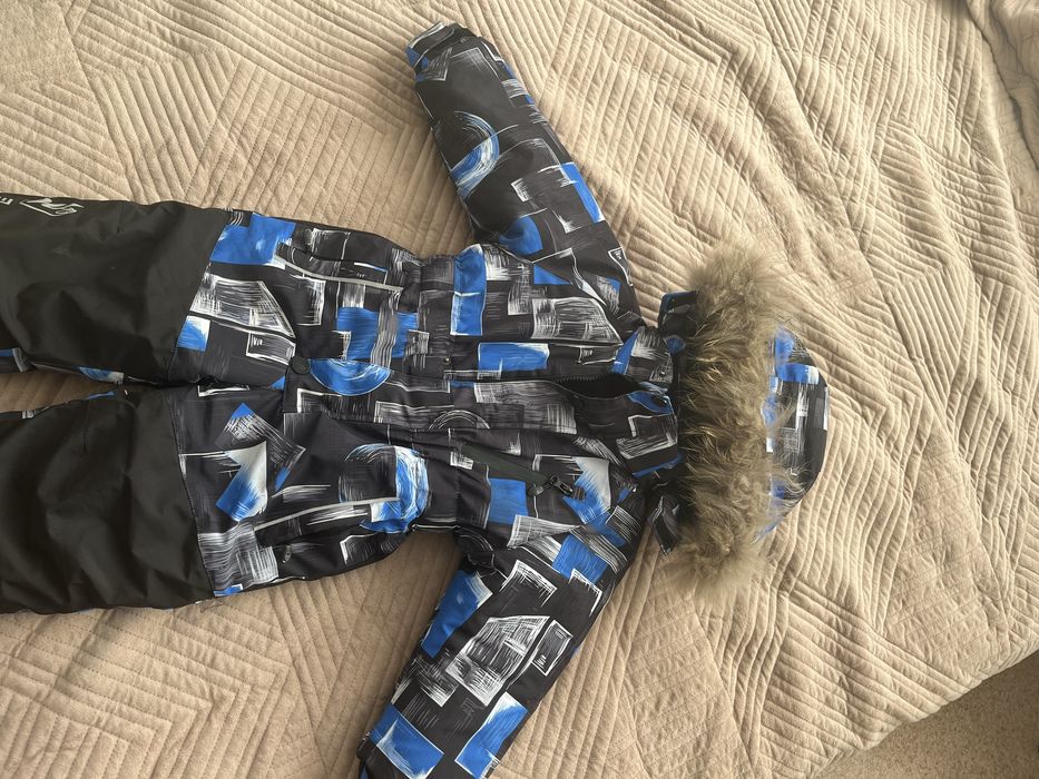 Детский комбинезон в отличном состоянии