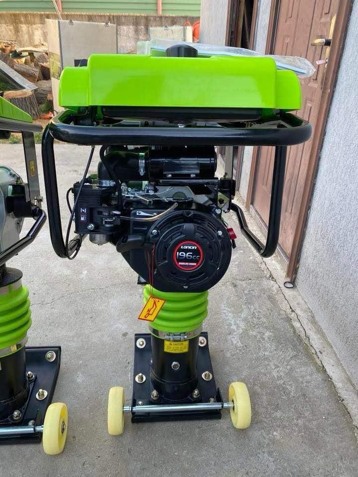Compactor de închiriat