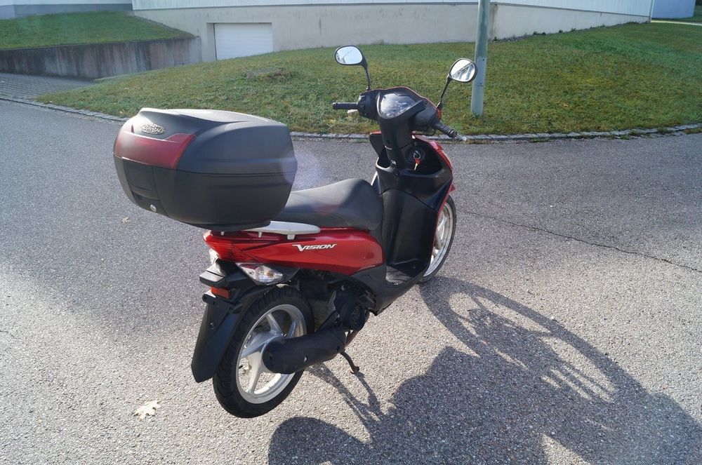 Honda Vision 110cc ; an fabricatie 2013 / import Germania