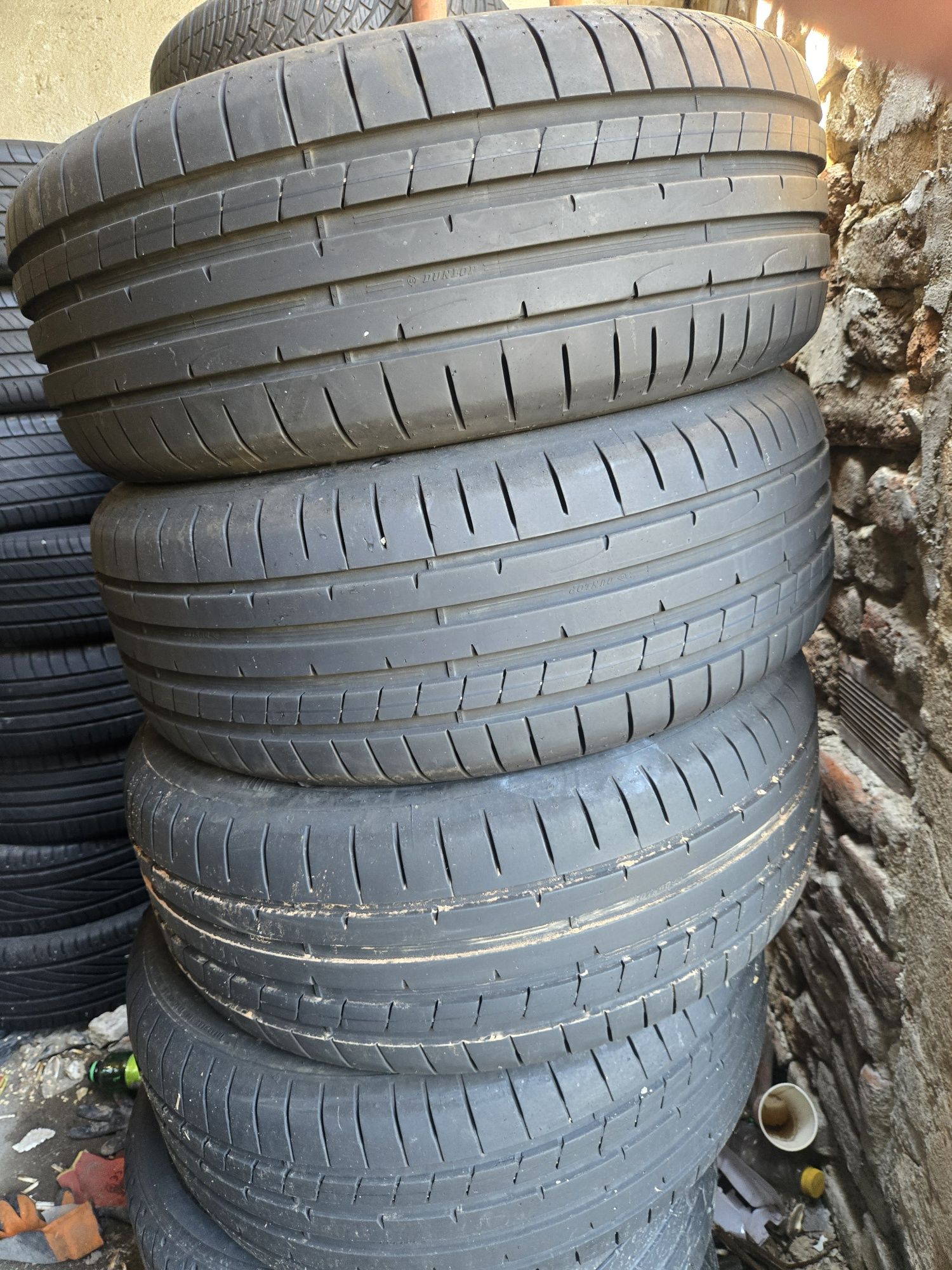 4бр. 215 55 17 Dunlop летни.