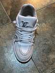 Lv trainer albi marimea 42